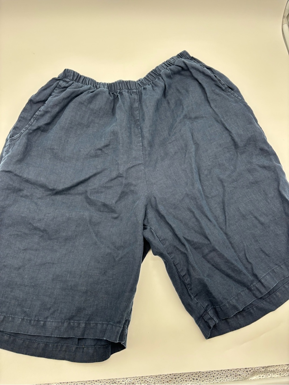 Flax Men's Linen-Blend Elastic-Waist Shorts in Slate Blue